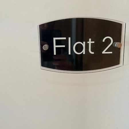 Cosy Modern Apartment Warrington Esterno foto
