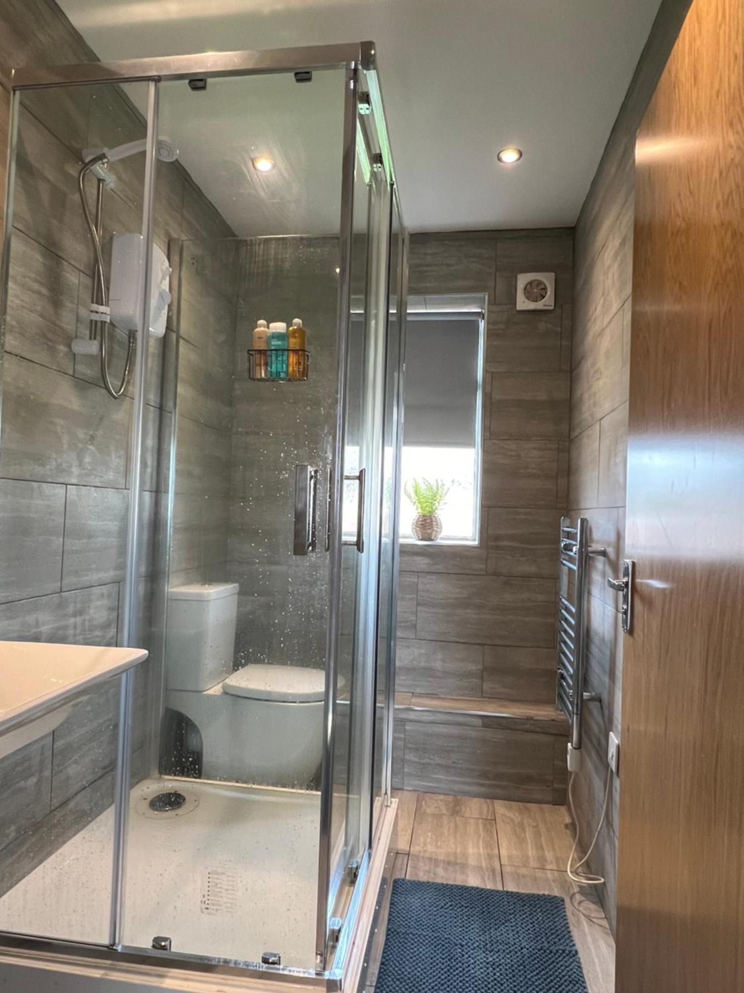 Cosy Modern Apartment Warrington Esterno foto