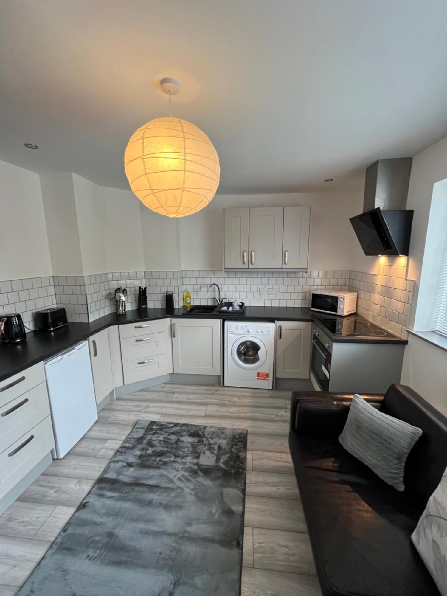 Cosy Modern Apartment Warrington Esterno foto